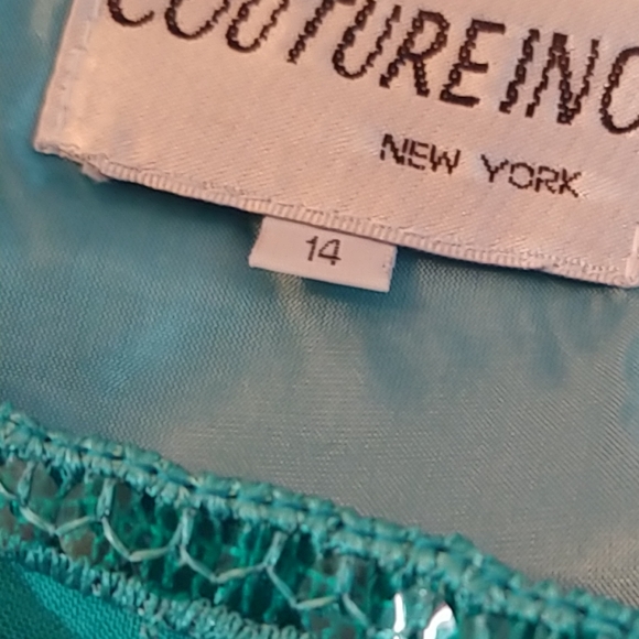 A 3 piece linen evening suit. - Picture 1 of 7